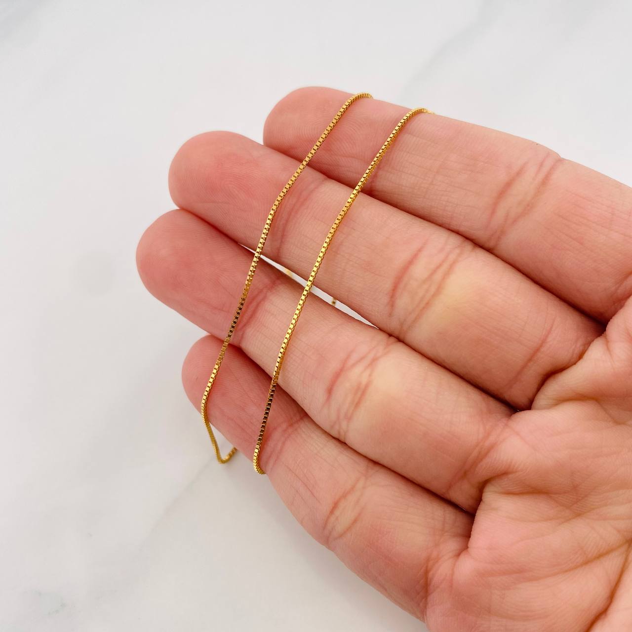 Cadena Veneciana 0.95g / 45cm / 0.55mm Oro Amarillo 18K