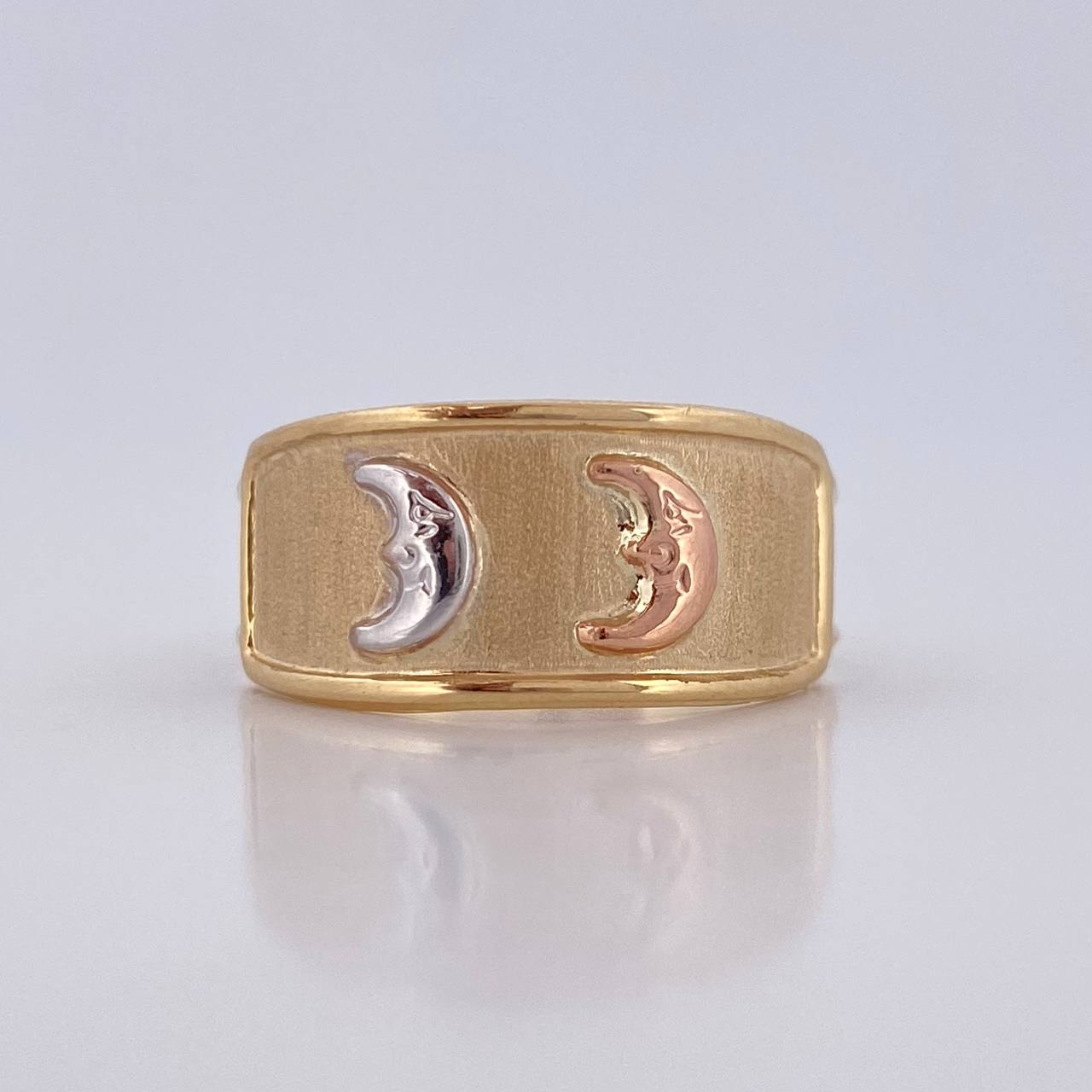 Anillo Luna 1.5gr / T8 1/2 / Oro 18K $
