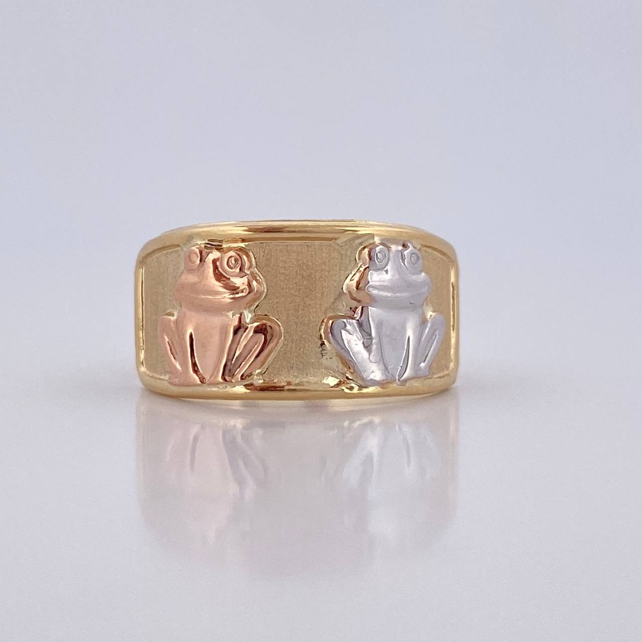 Anillo Rana 1.8gr / T8 1/2 / Oro 18K $