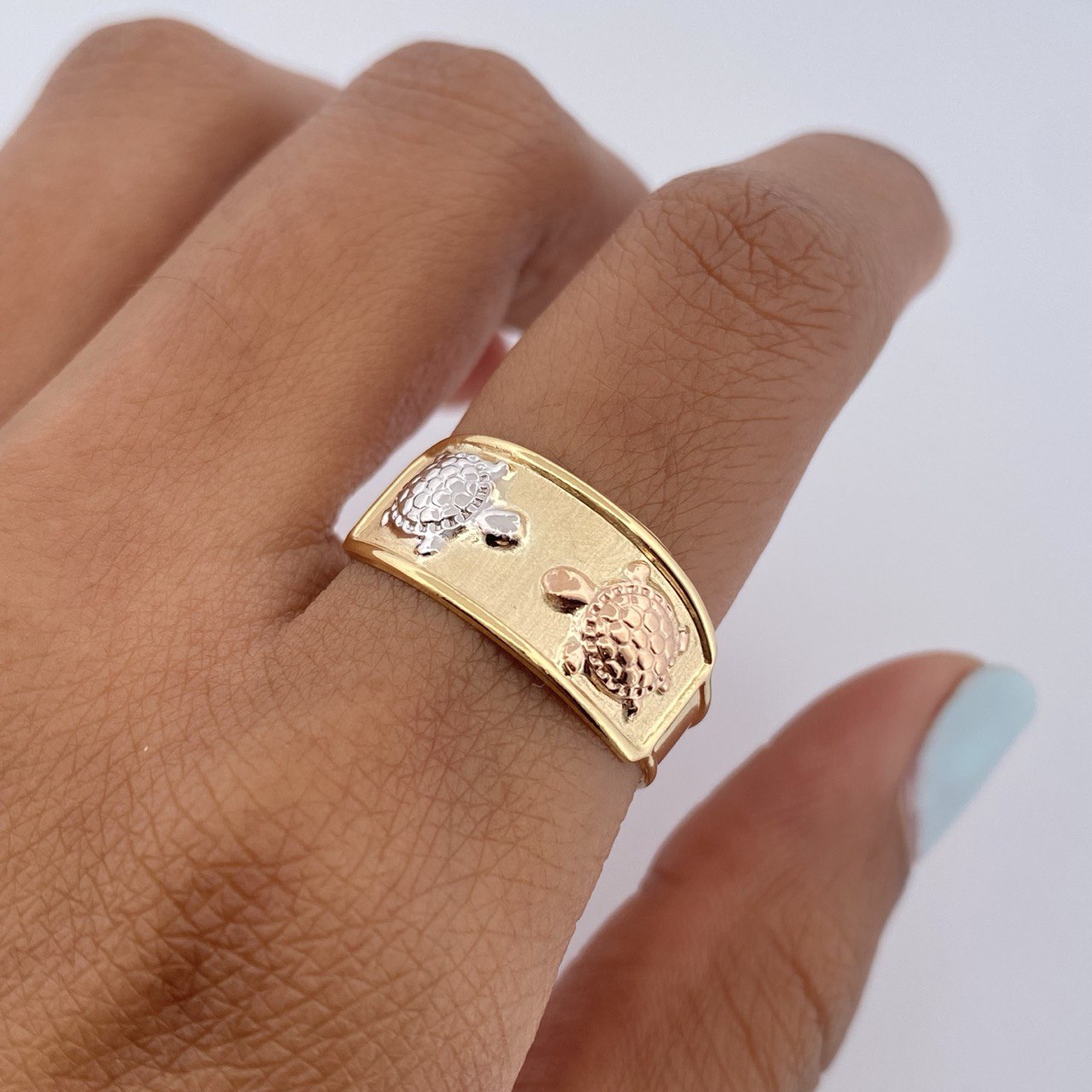 Anillo Tortuga 1.8gr / T8 3/4 / Oro 18K &