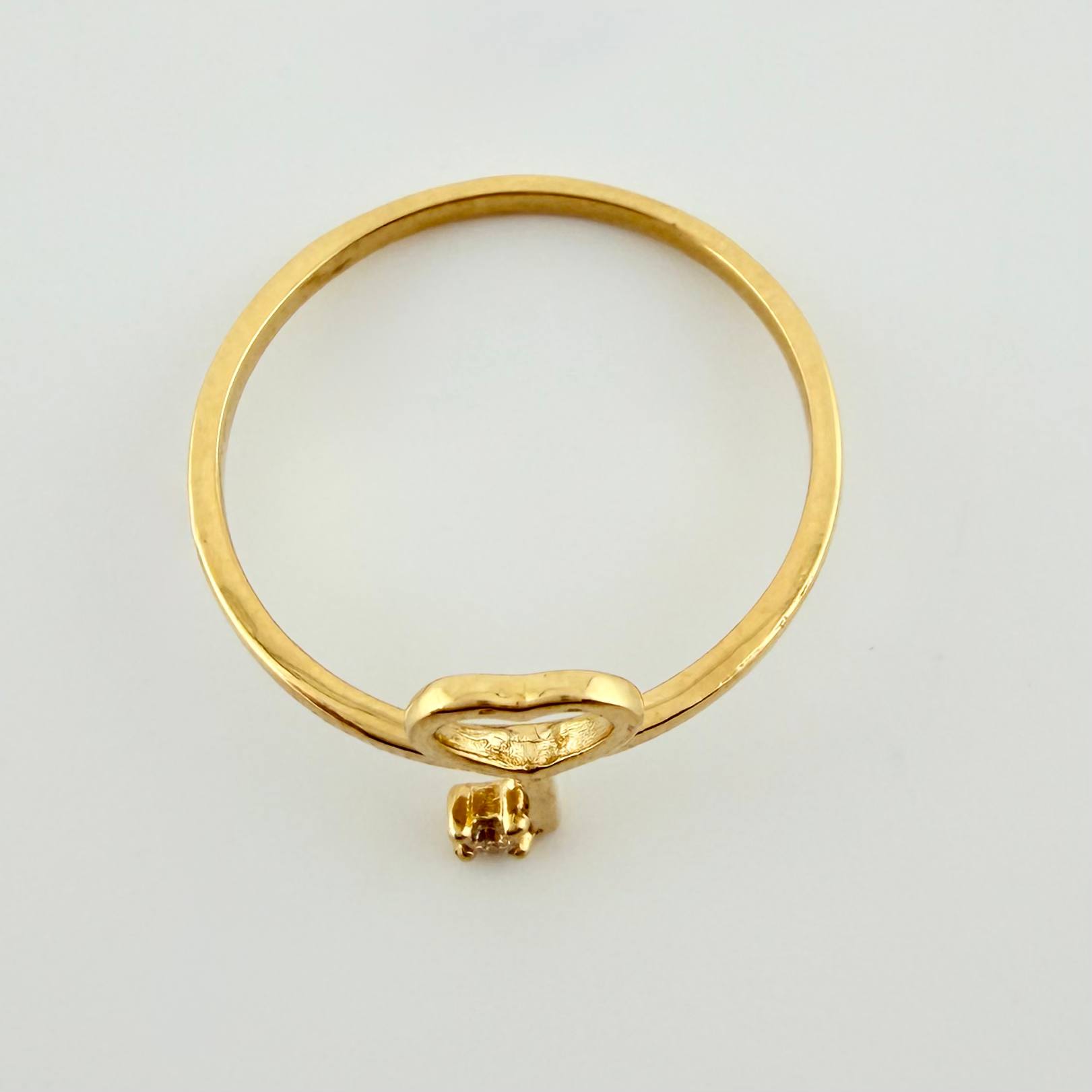 Anillo Llave Corazón 1.6gr / T8 1/4 / Oro Amarillo 18K