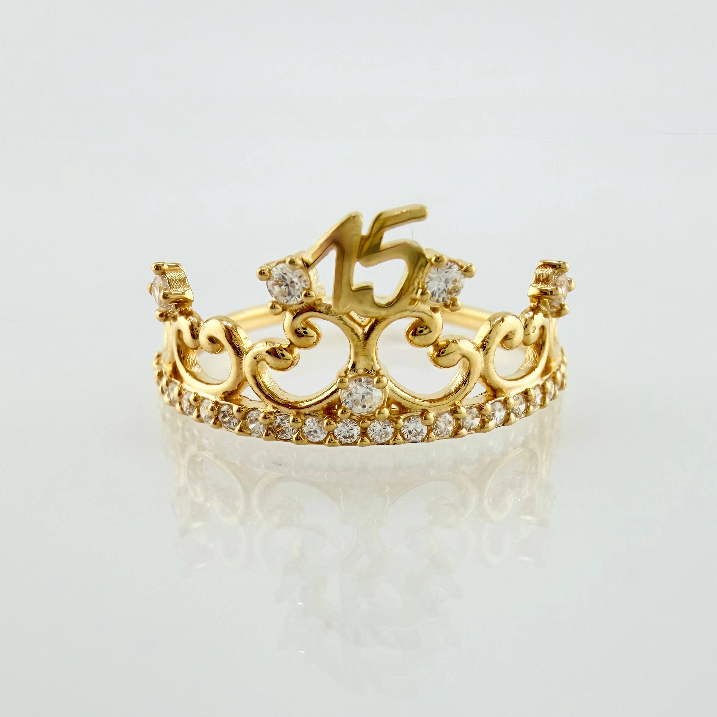 Anillo Corona Quinces 1.75gr / T6 1/4 / Oro Amarillo 18K ©