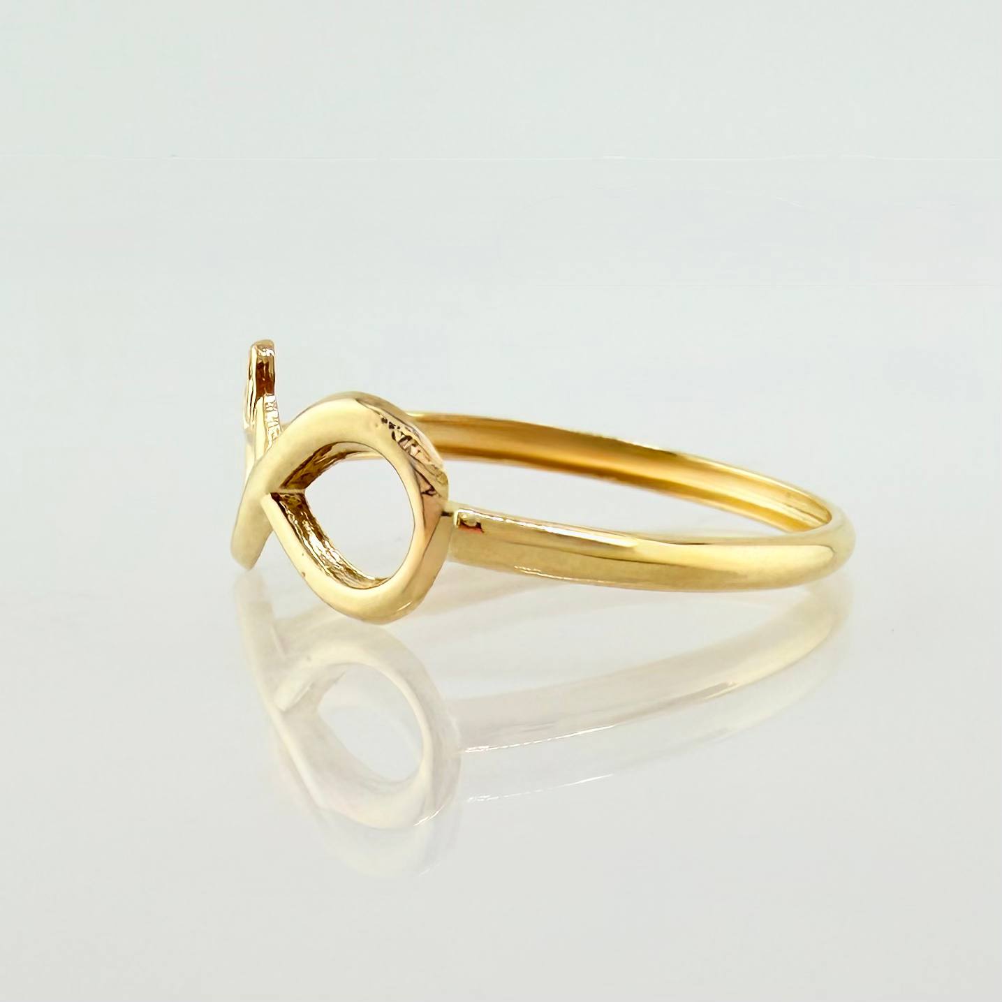 Anillo Infinito Corazón 0.65gr / T8 / Oro Amarillo 18K