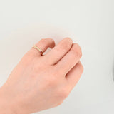 Anillo Carriles Cruzados 1.5gr / T4 3/4 / Oro Amarillo 18K ©