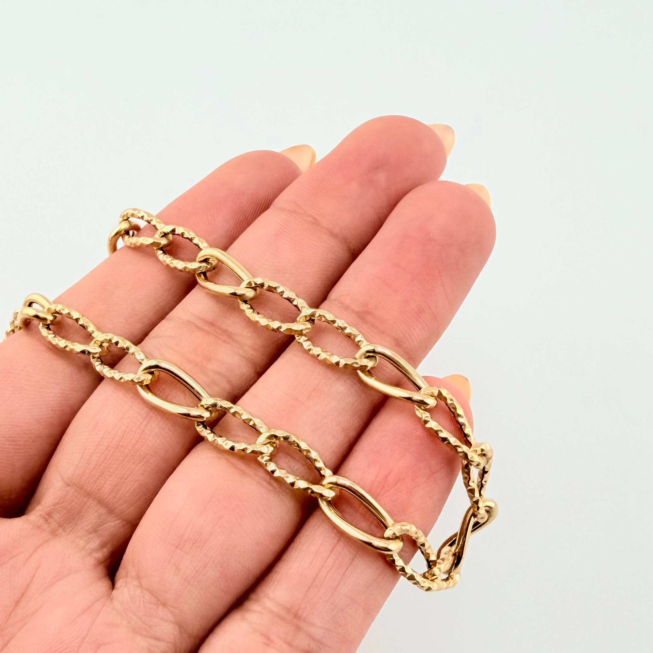 Pulso Espiga 2.9gr / 19cm / 5.9mm Oro Amarillo +4 18K