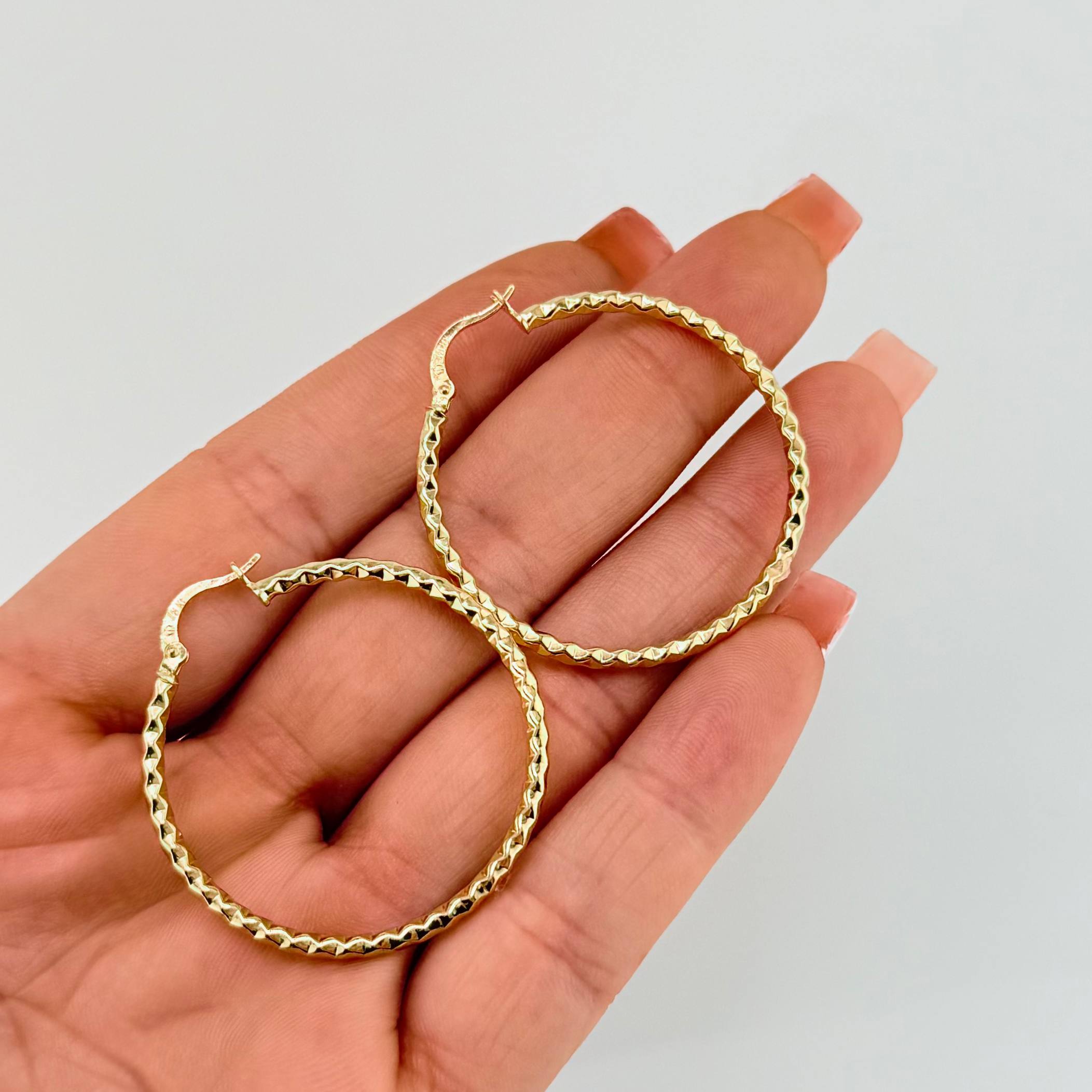 Candongas Kataleya 2.85gr / 4cm / Oro Amarillo 18K