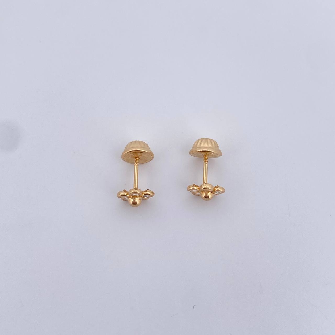 Topos Flor 0.75gr / Circones Blancos Oro Amarillo 18K $