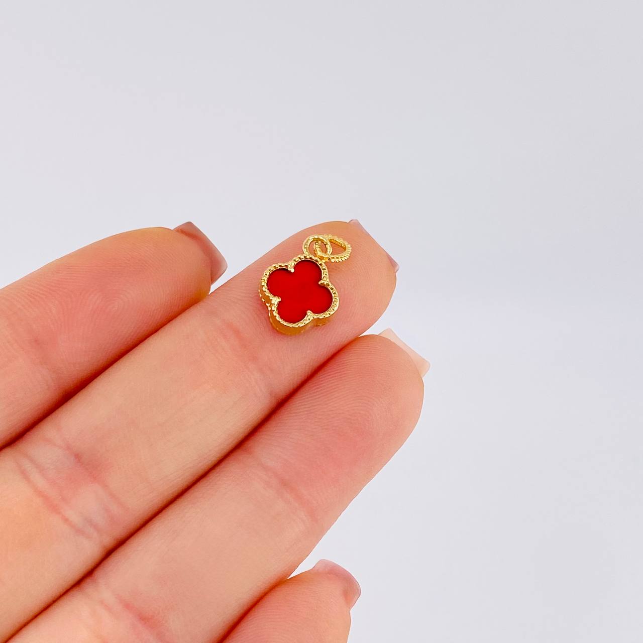 Dije Trebol 1 g / 1.6 cm Oro Amarillo 18K