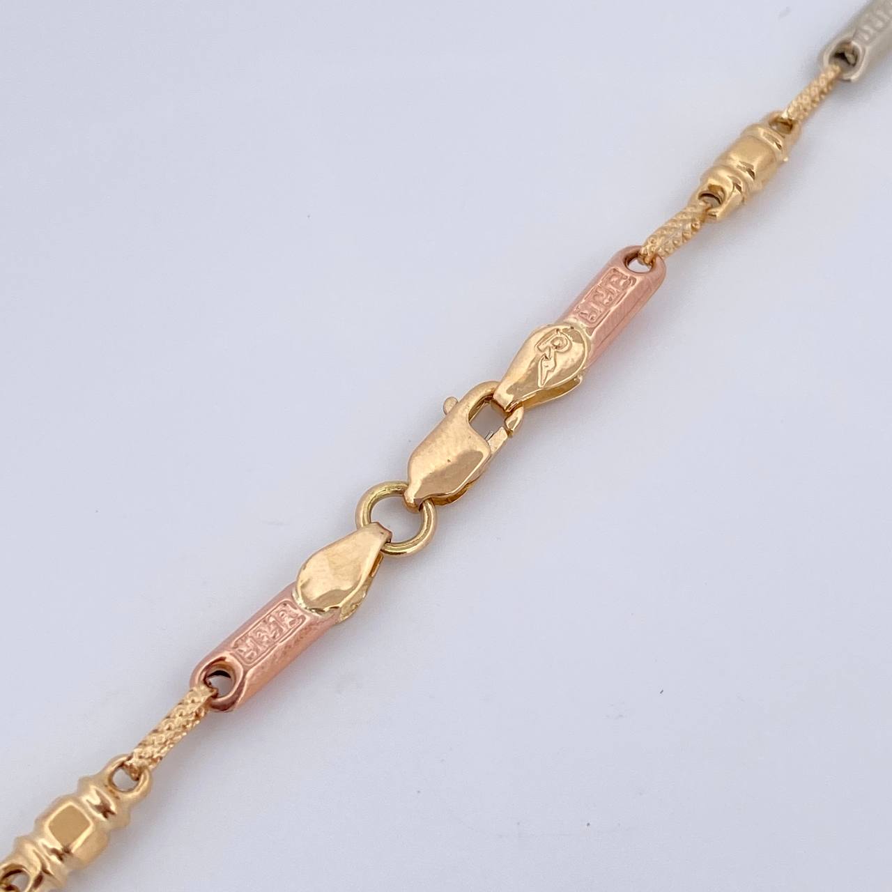 Cadena Rustica Tribal 9.95gr / 57cm / Oro 18K &