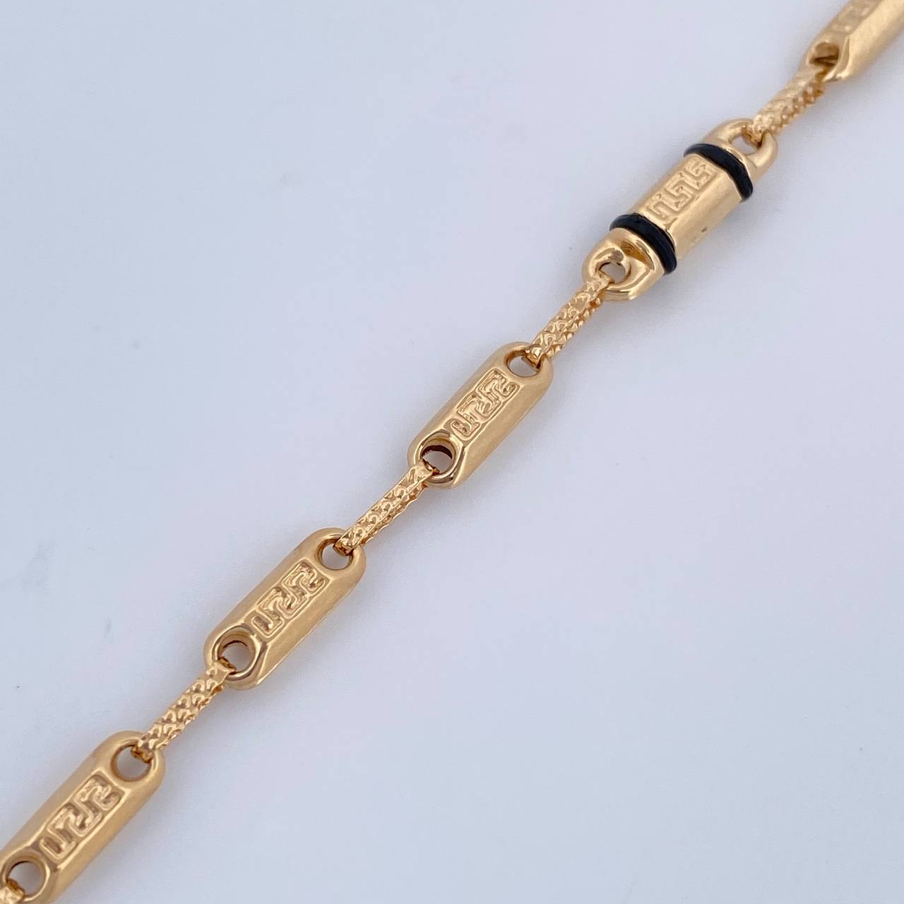 Pulso Rustico Tribal 4.35gr / 21.5cm / Oro 18K &
