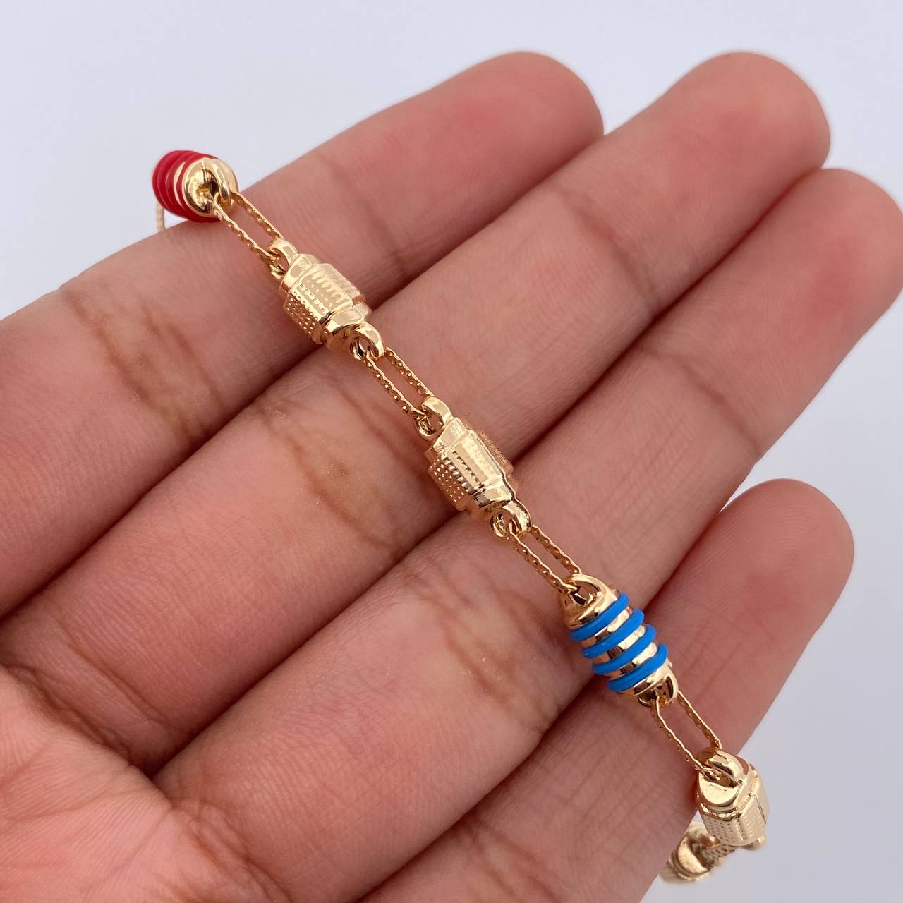Pulso Rustico Barril 5.3gr / 21cm / Oro 18K &