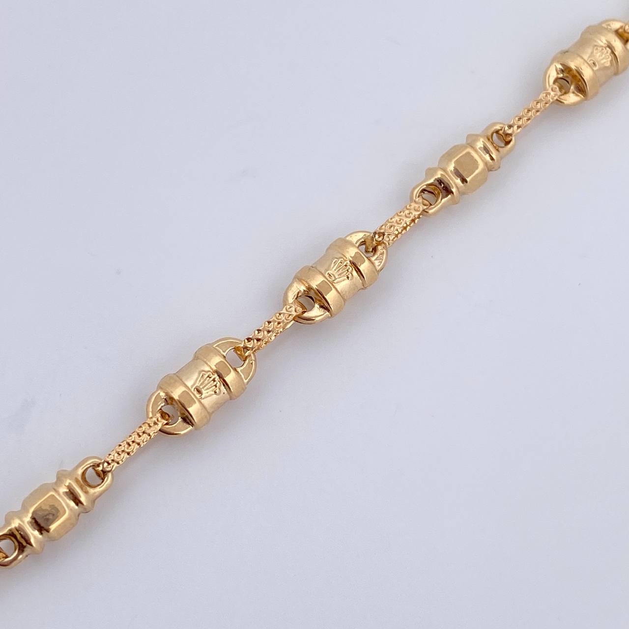 Pulso Rustico Corona RX 4.55gr / 21.7cm / Oro 18K &