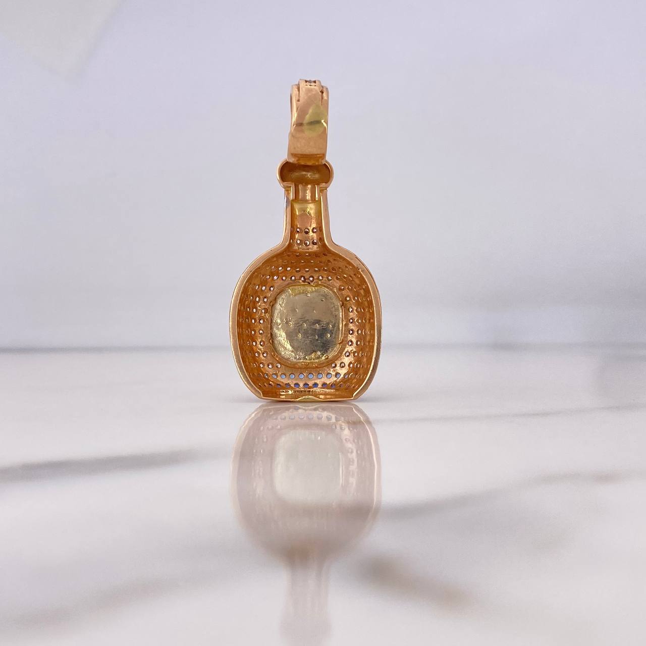 Dije Botella Don Julio 7.65gr / 4.2cm / Circones Blancos Azules Dos Oros Blanco Rosa 18K &