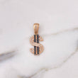 Dije Signo Dolar 2.65gr / 3cm / Circones Blancos Negros Oro Rosa 18K #