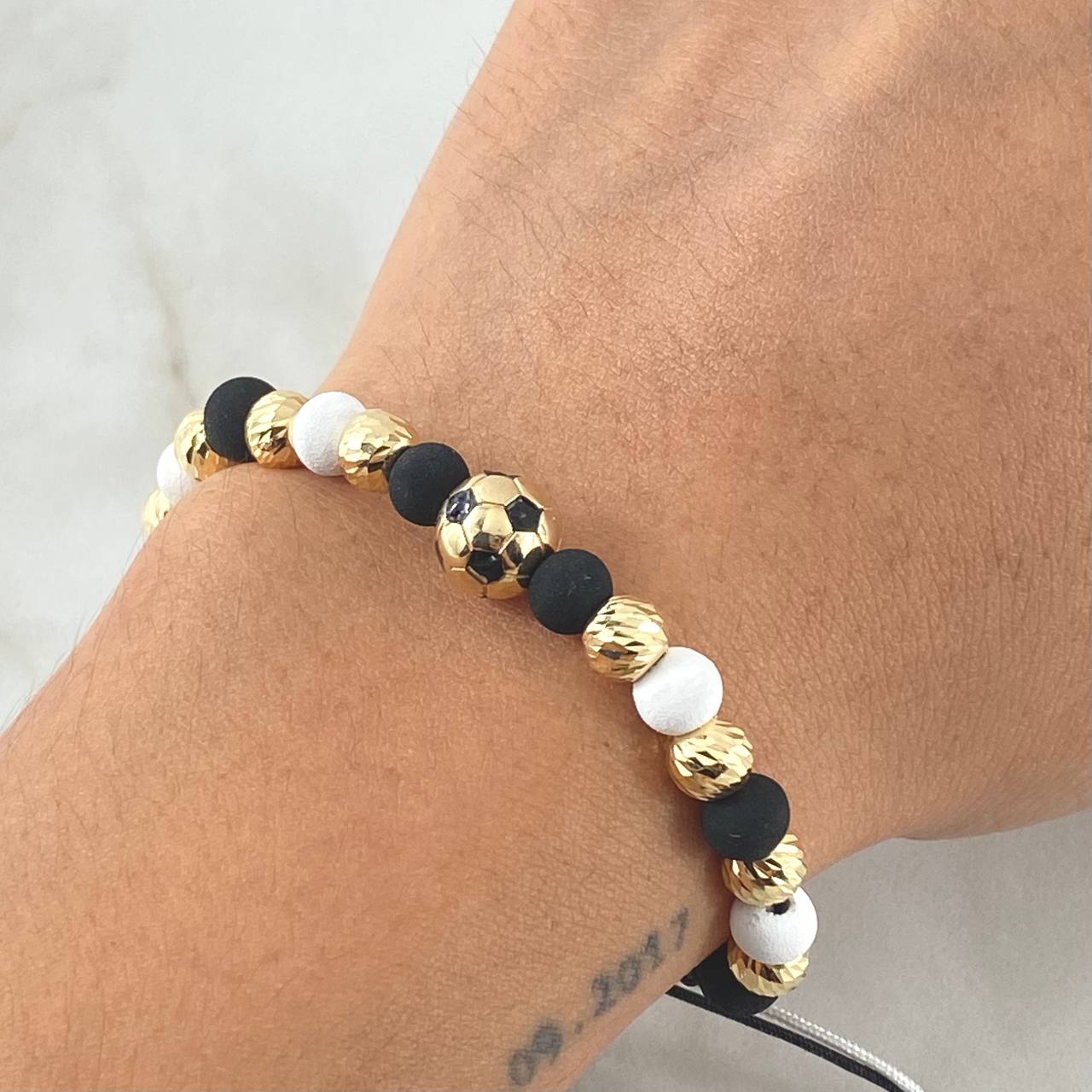 Pulsera Negra Herraje Balon 5.05gr / Oro 18K *
