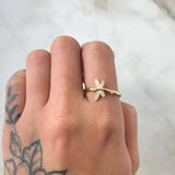 Anillo Libelula 1.8gr / T7 1/2 / Oro 18K -