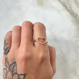 Anillo Silueta Corazon 1.4gr / T6 3/4 / Oro 18K -