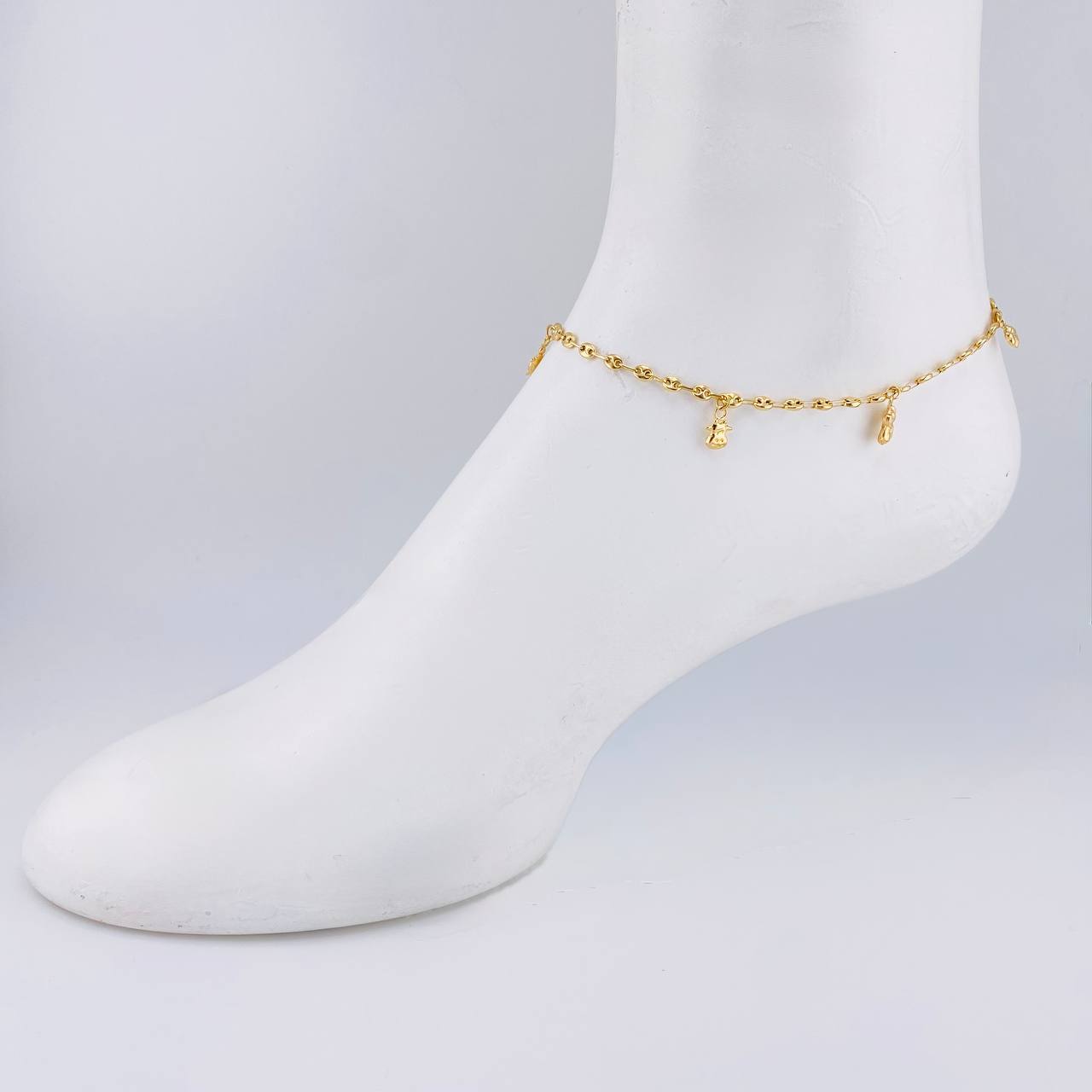 Tobillera Gc Dijes 4.05 g / 25.8 cm / 3.2 mm Oro Amarillo 18K