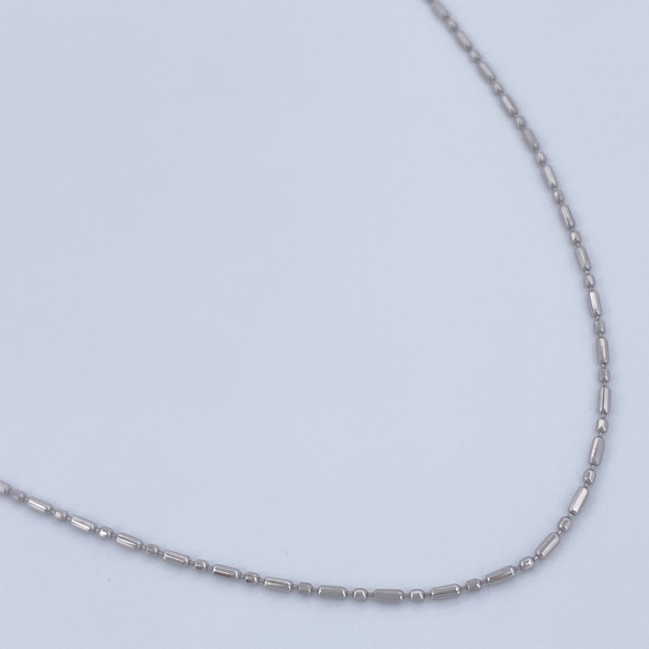 Cadena Morse 1.35gr / 45.4cm / Oro Blanco +3 18K &