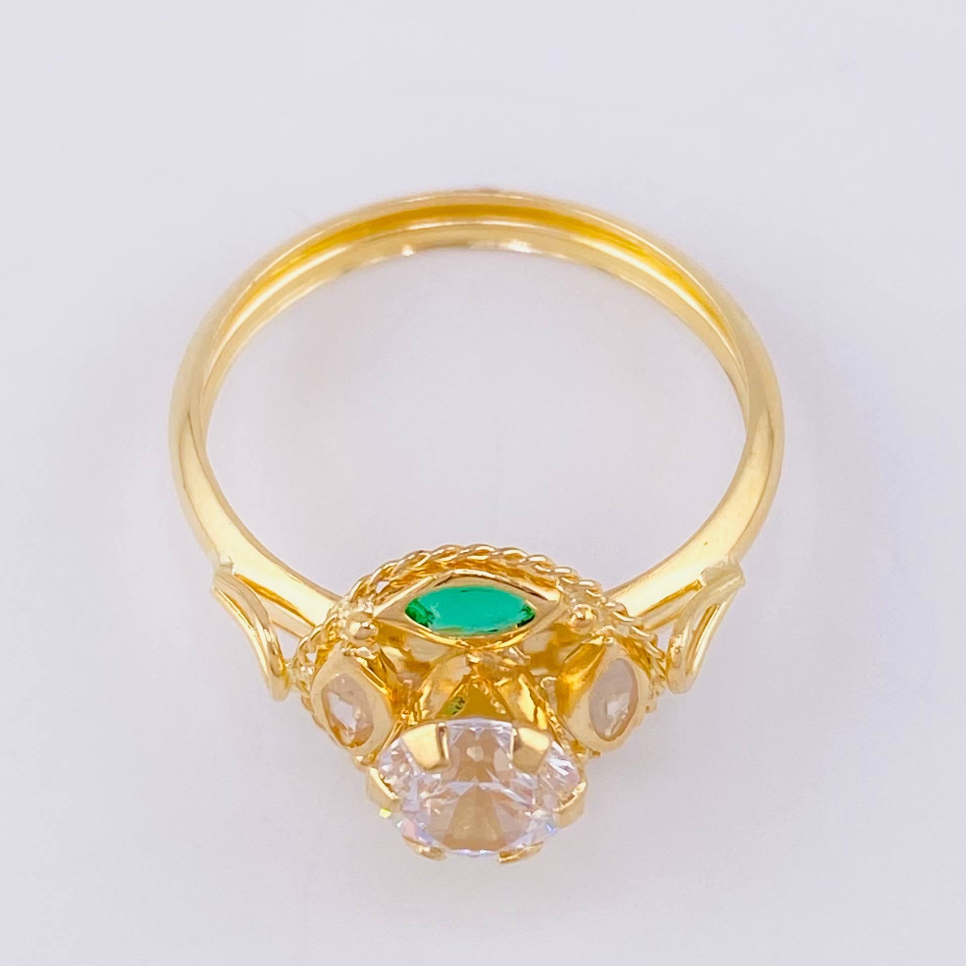 Anillo Solitario Aura Vintage 1.85 g / T7 Oro Amarillo 18K