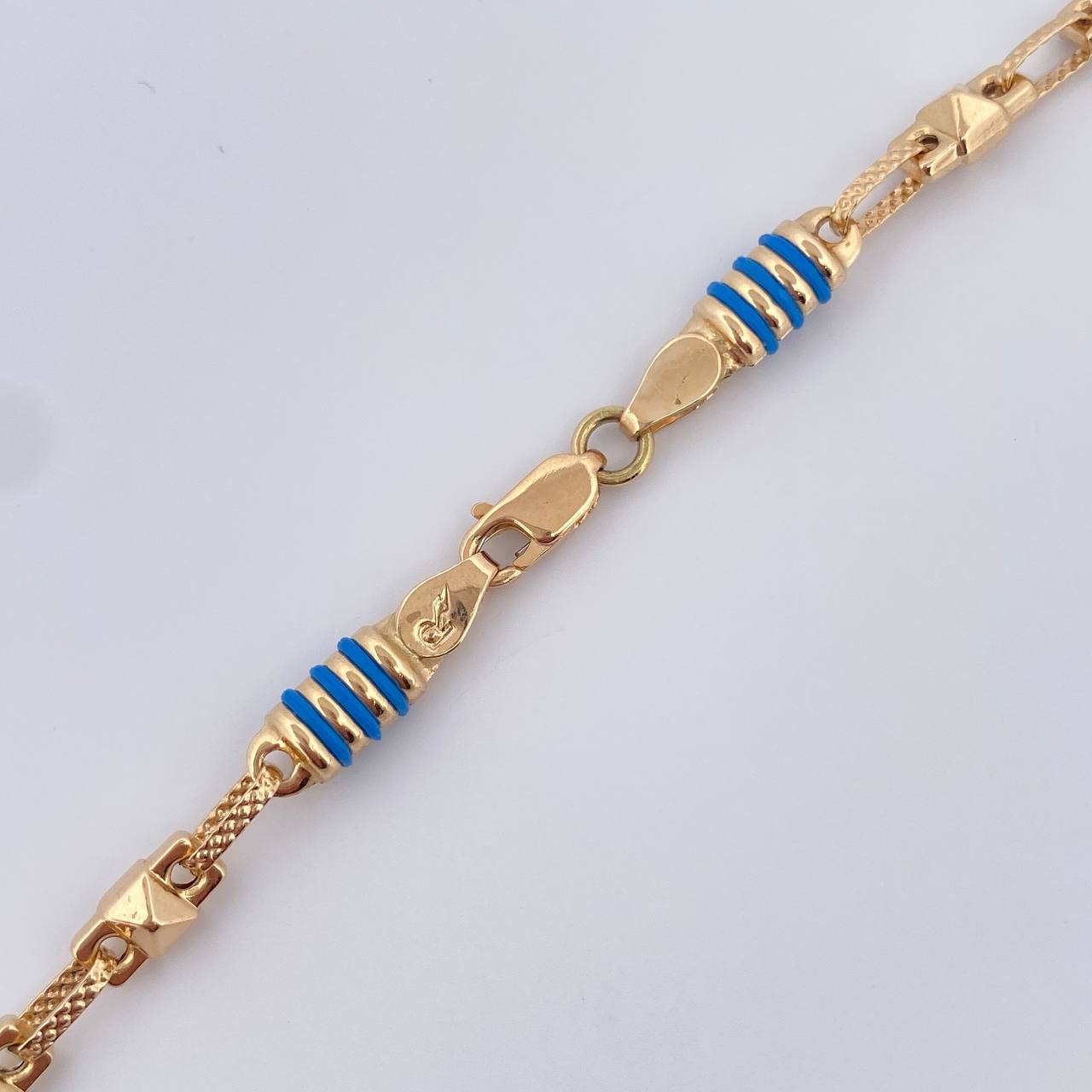Cadena Rustico Rombos 15.1gr / 61.5cm / Oro 18K &