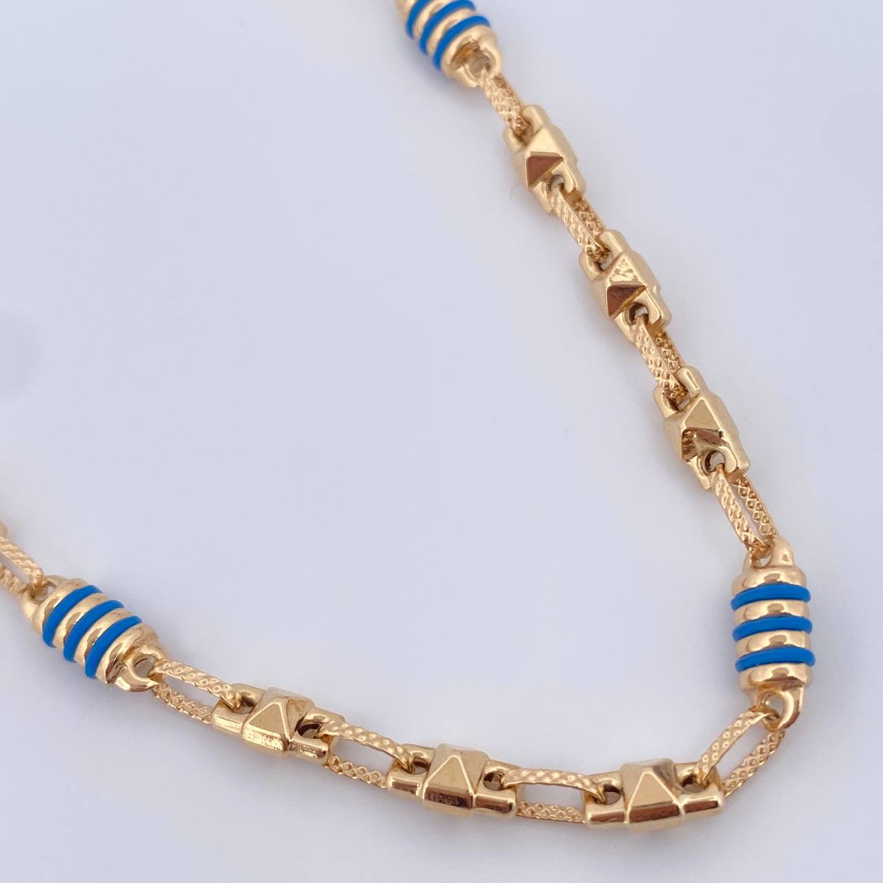 Cadena Rustico Rombos 15.1gr / 61.5cm / Oro 18K &