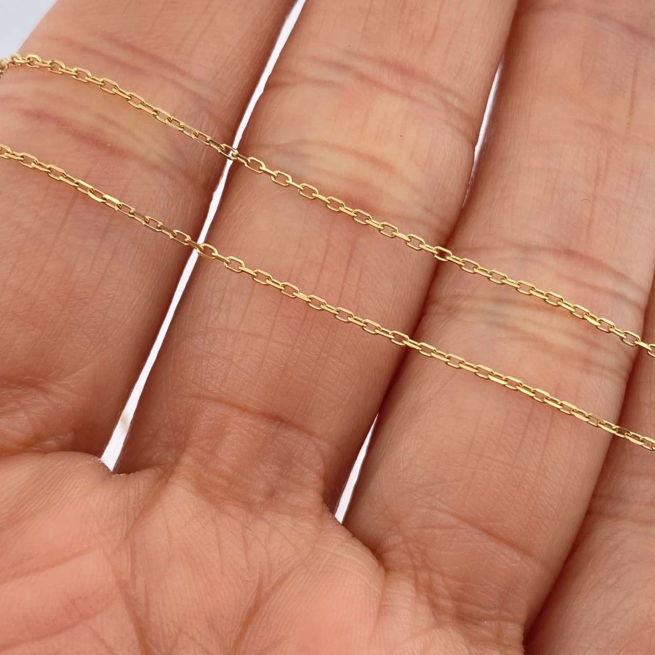Cadena Aro Seguido 1.3gr / 45.3cm / Oro Amarillo +3 18K &