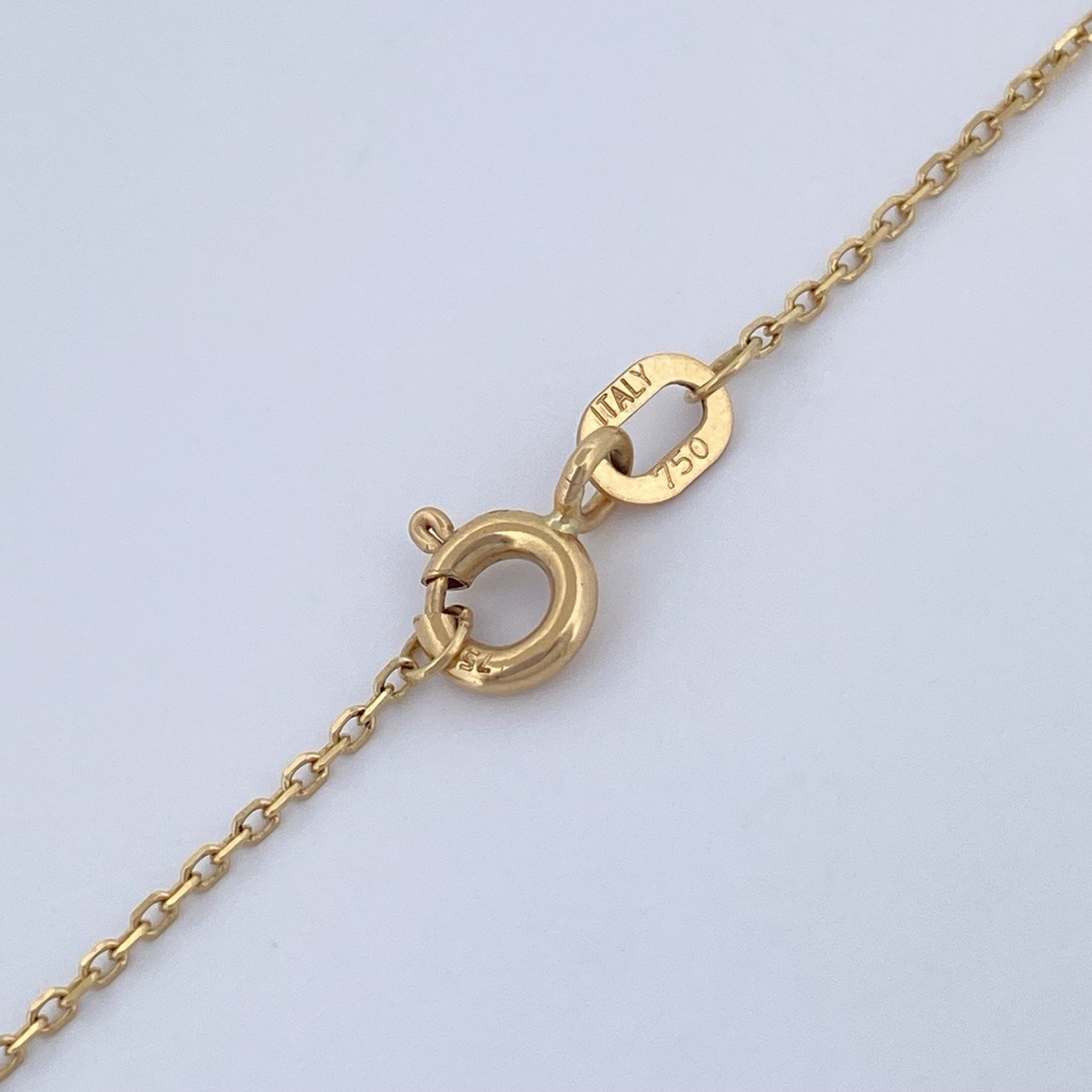 Cadena Aro Seguido 1.6gr / 50cm / Oro Amarillo +3 18K &