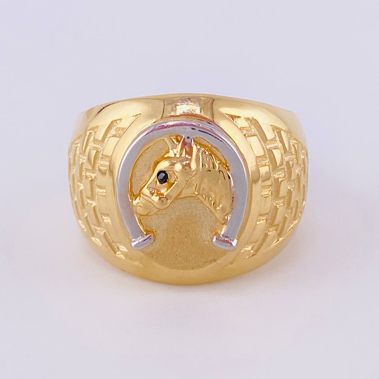 Anillo Herradura Caballo 7.95g / T11 1/4 Dos Oros Amarillo Blanco 18K