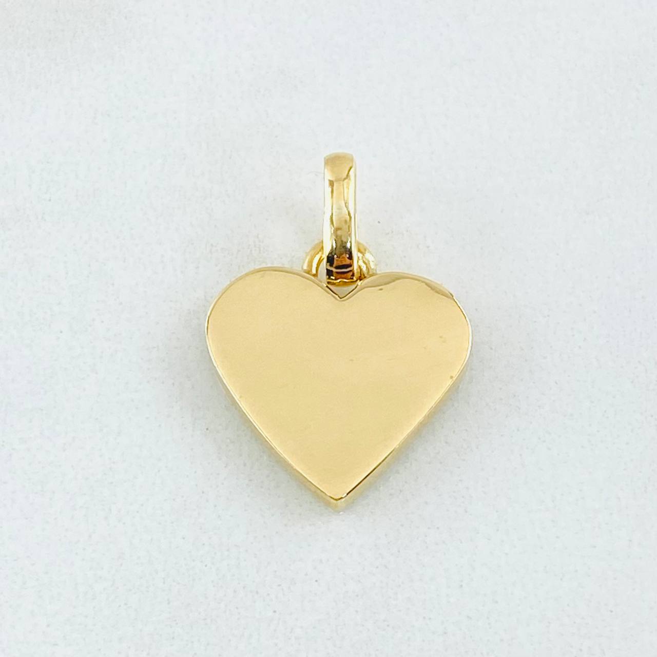 Dije Placa Corazón 1.85gr / 2.2cm / Oro Amarillo 18K