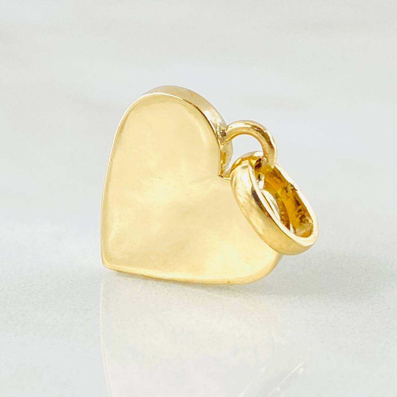 Dije Placa Corazón 1.85gr / 2.2cm / Oro Amarillo 18K