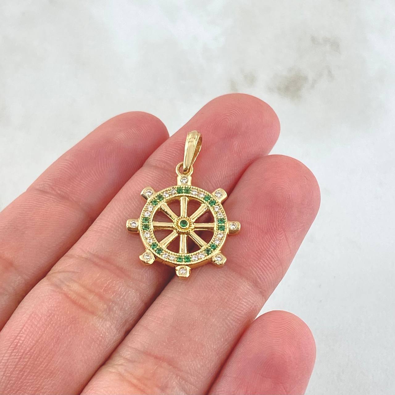 Dije Timón 2.35gr / 3.7cm / Oro Amarillo 18K ©