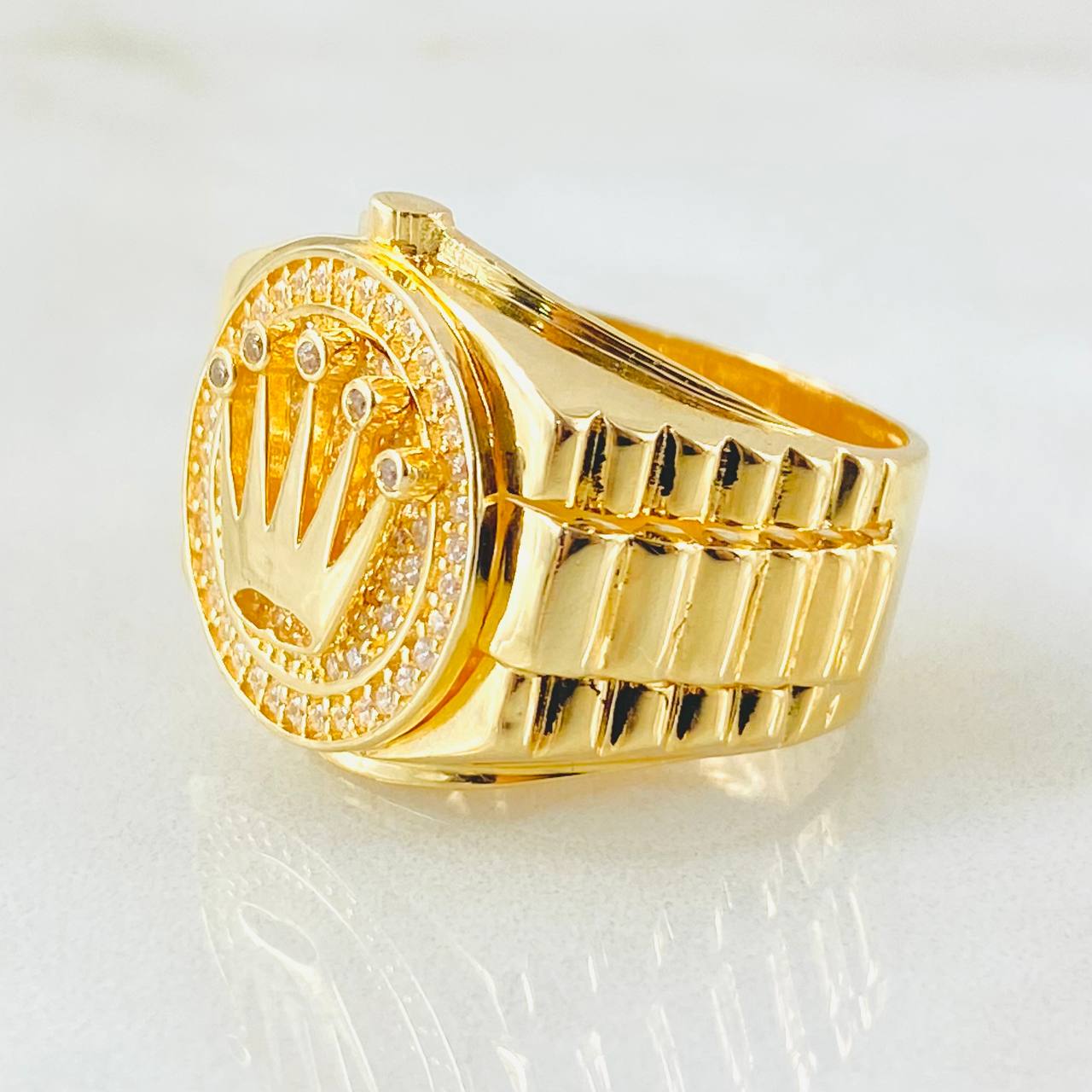 Anillo Correa Corona 9.6gr / T8 1/2 / Oro Amarillo 18K ©