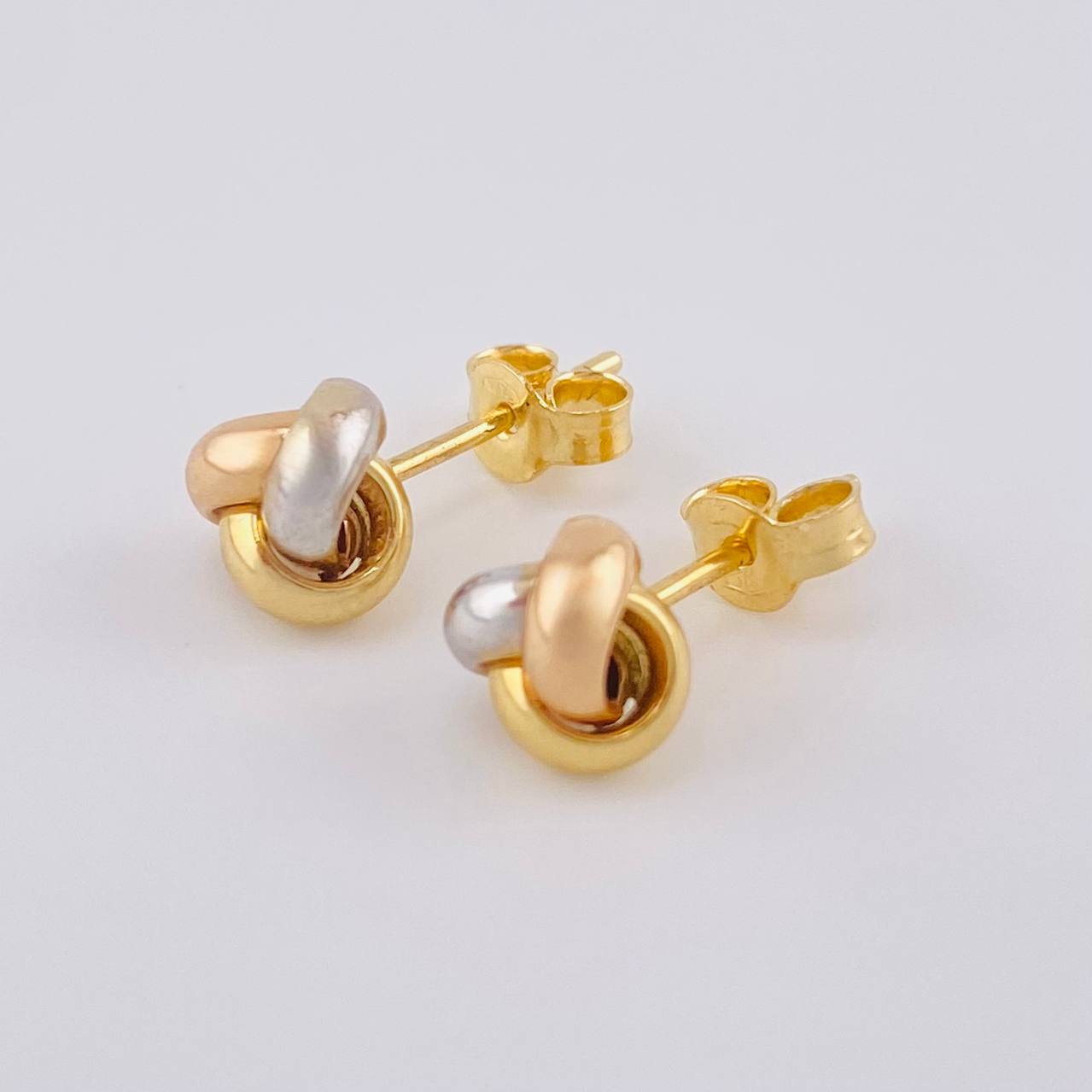 Topos Helice 0.95 g / 6.37 mm Tres Oros 18K