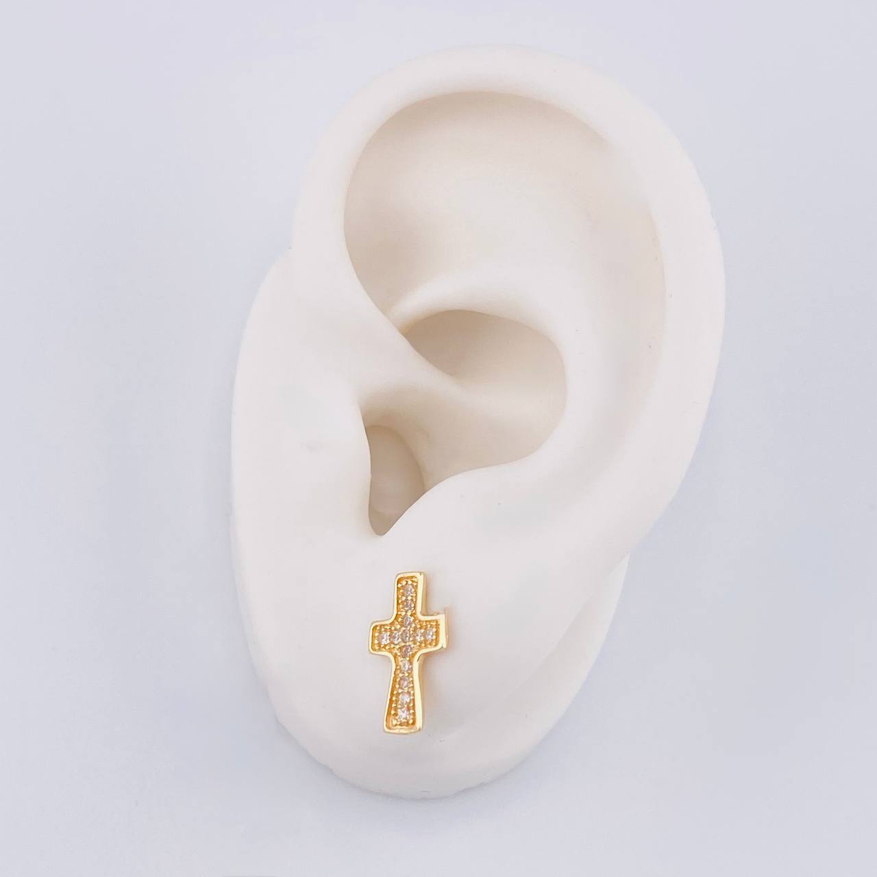 Topos Cruz 1.5 g / 1.4 cm Oro Amarillo 18K