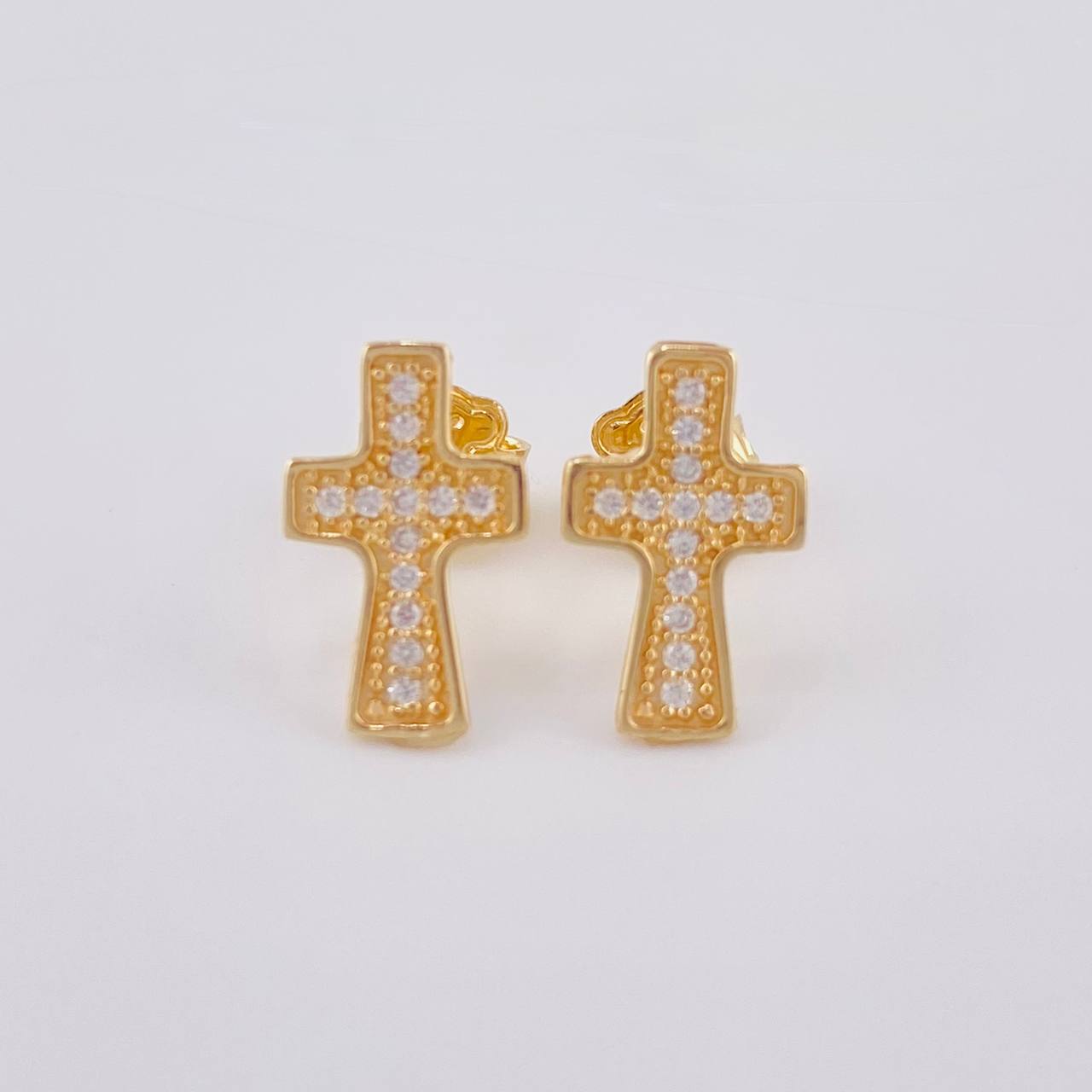Topos Cruz 1.5 g / 1.4 cm Oro Amarillo 18K