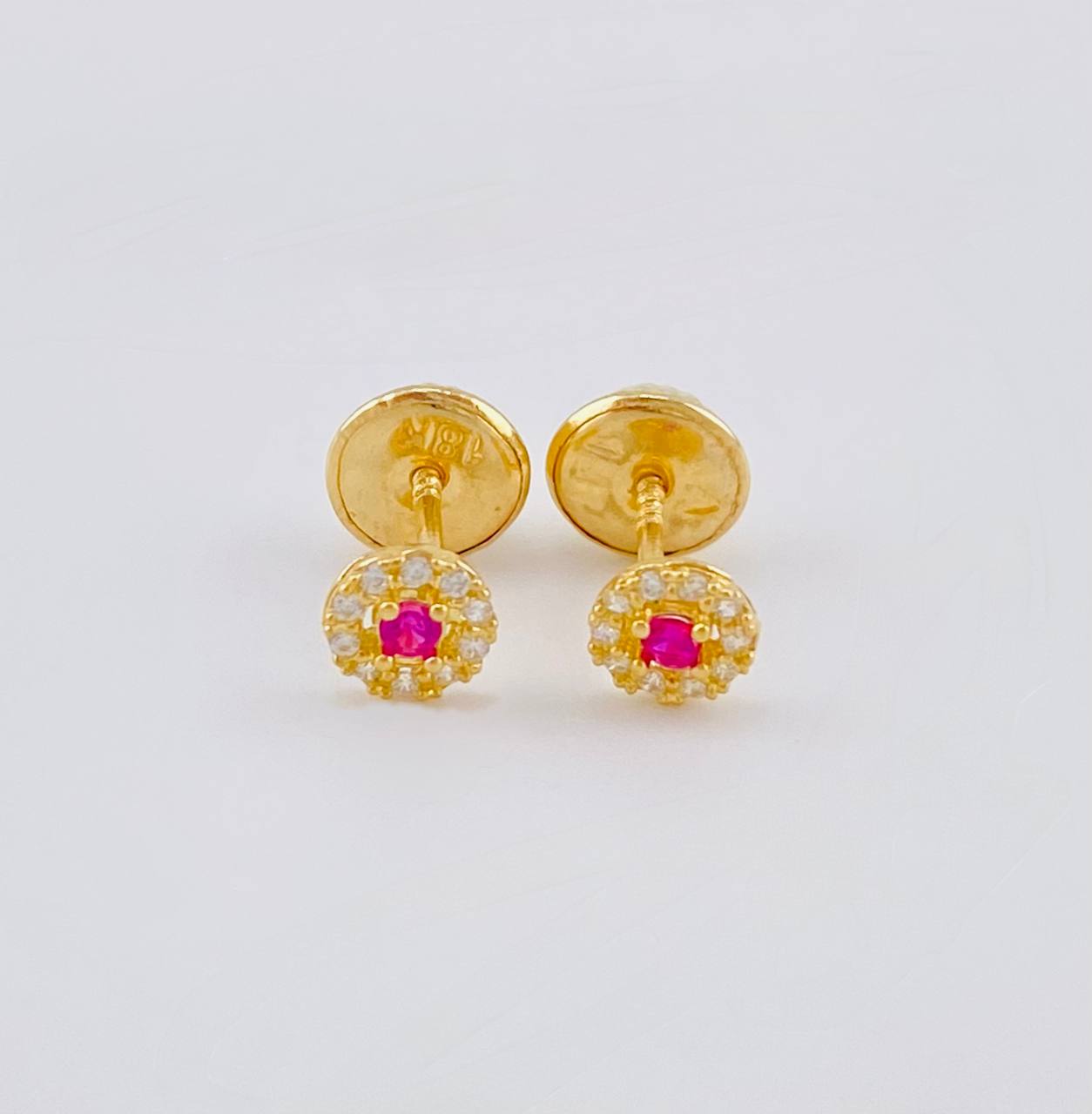 Topos Circulo Halo 0.55 g / 4.4 mm Oro Amarillo 18K