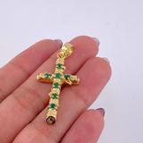 Dije Cruz Tronco Puntas Planas Esmeraldas  1,8 Qts 2.8 g / 4.4 cm Oro Amarillo 18K