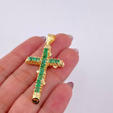 Dije Cruz Tronco Puntas Planas Esmeraldas 2 Qts 3.35 g / 4 cm Oro Amarillo 18K