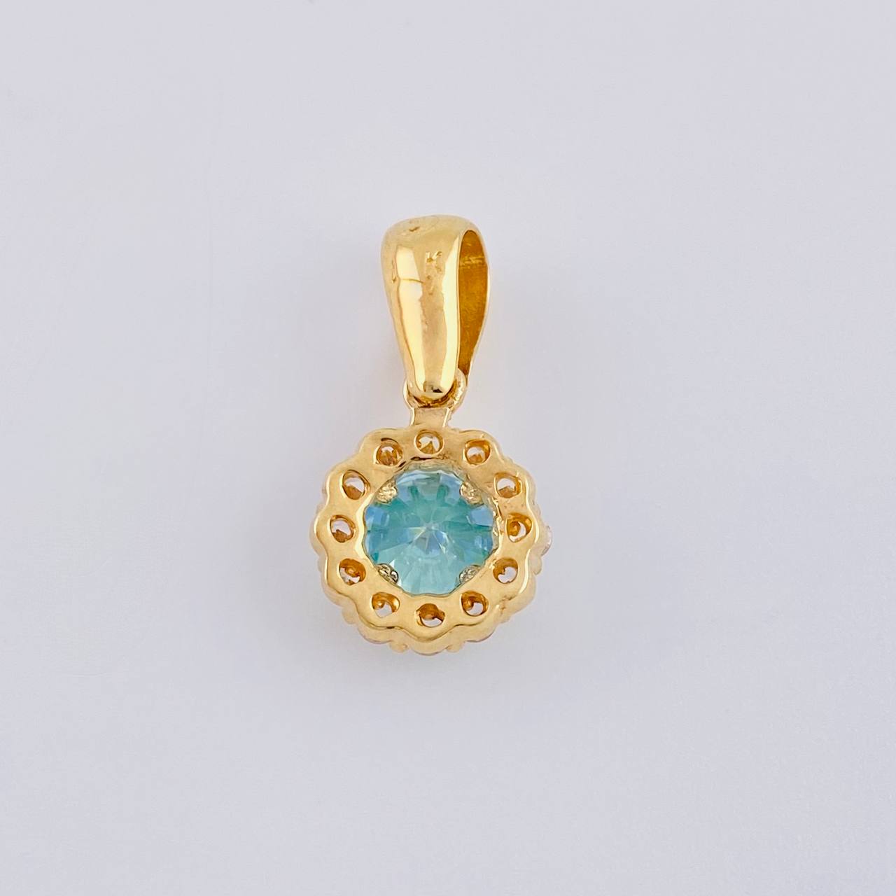 Dije Flor Tupida 1.85 g / 1.8 cm Oro Amarillo 18K