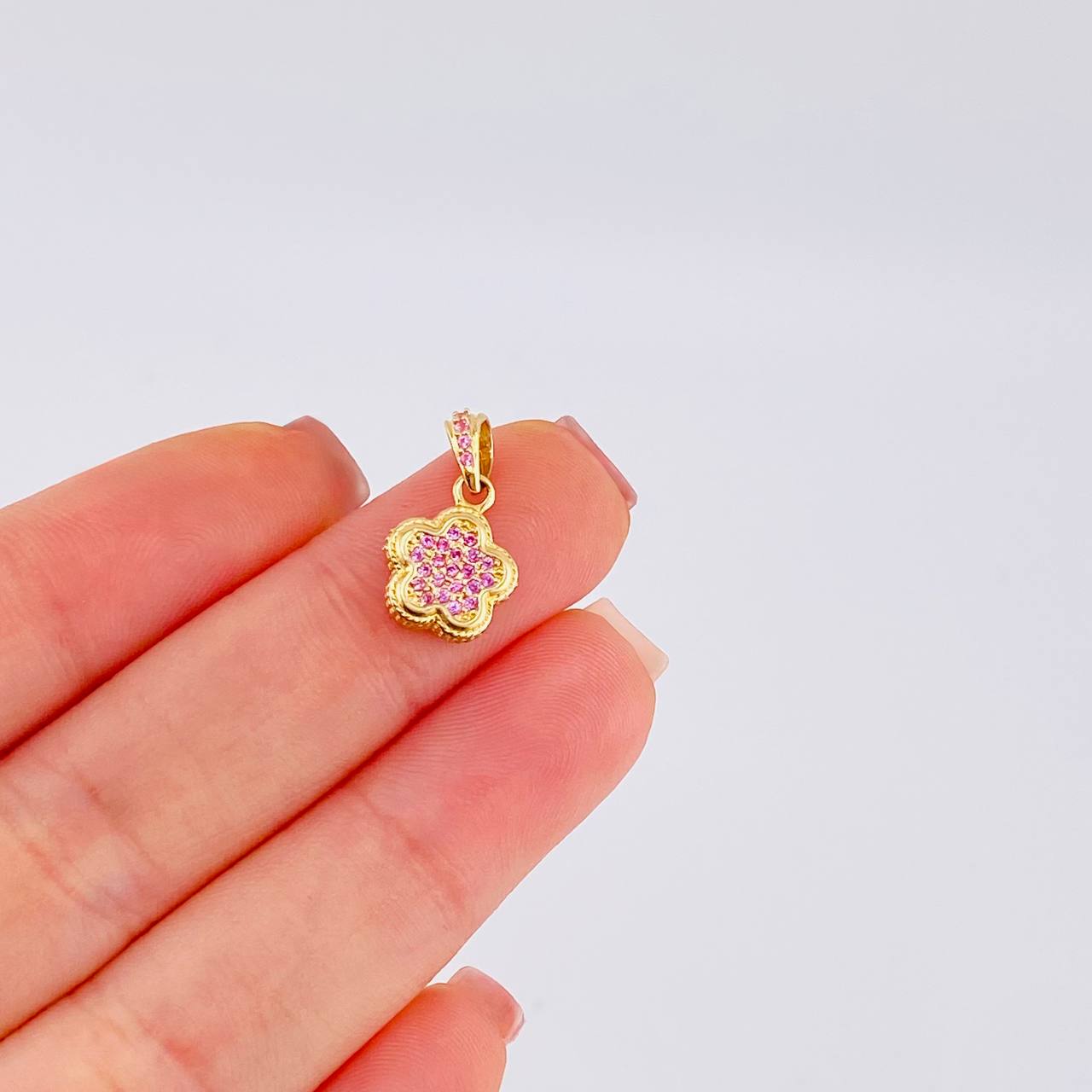 Dije Flor 1.5 g / 1.6 cm Oro Amarillo 18K