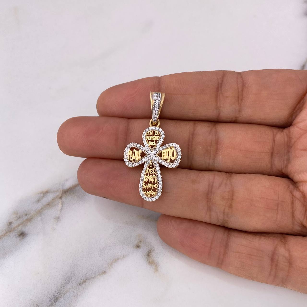 Dije Cruz Bendicion 3.55gr / 3.5cm / Circones Blancos Dos Oros Amarillo Blanco 18K $