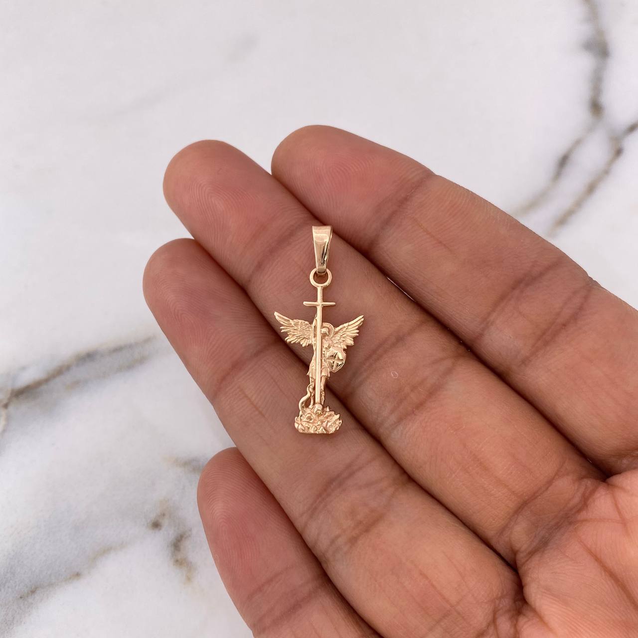 Dije San Miguel Arcangel 1.2gr / 2.8cm / Oro Rosa 18K #