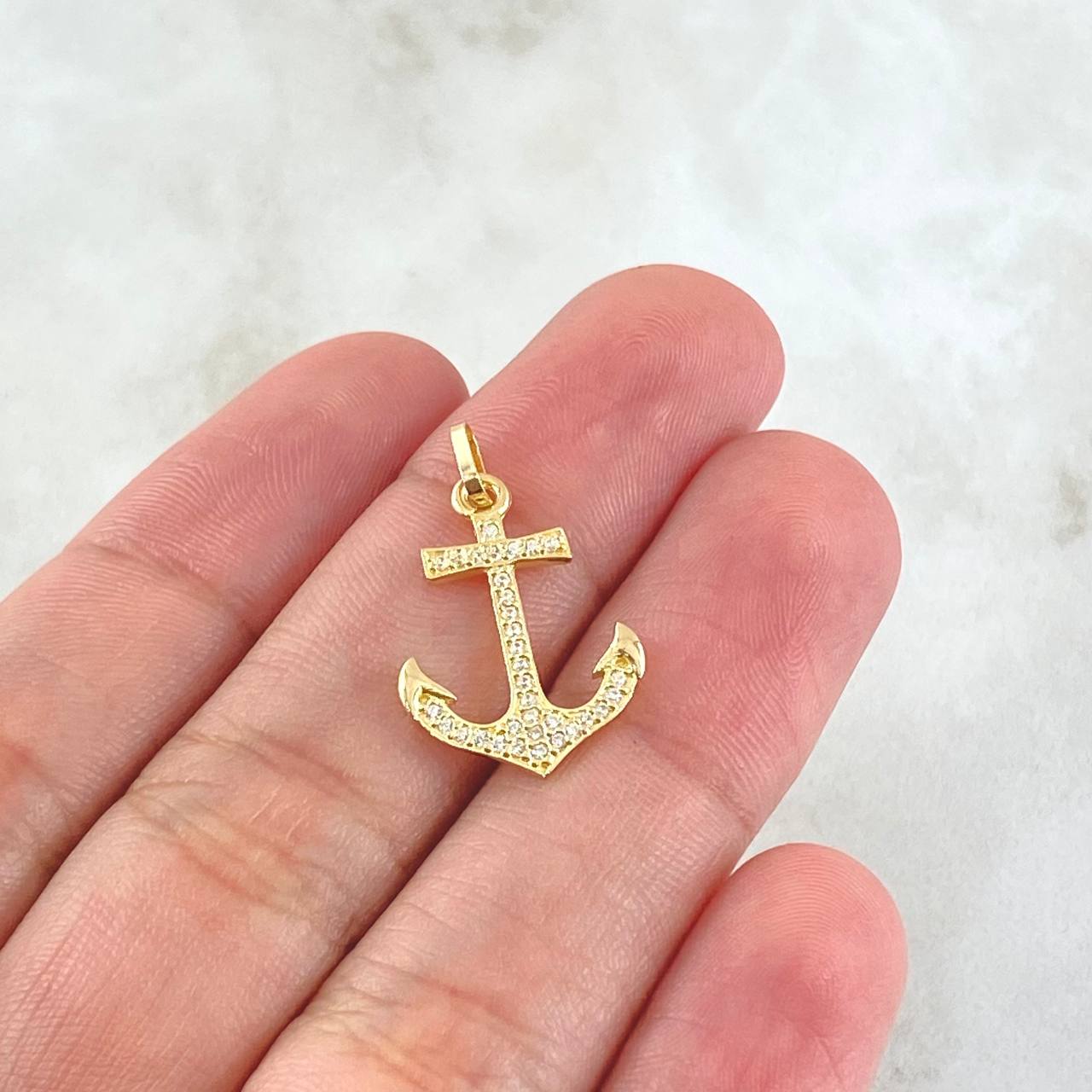 Dije Ancla 1.05gr / 2.5cm / +4 Oro 18K