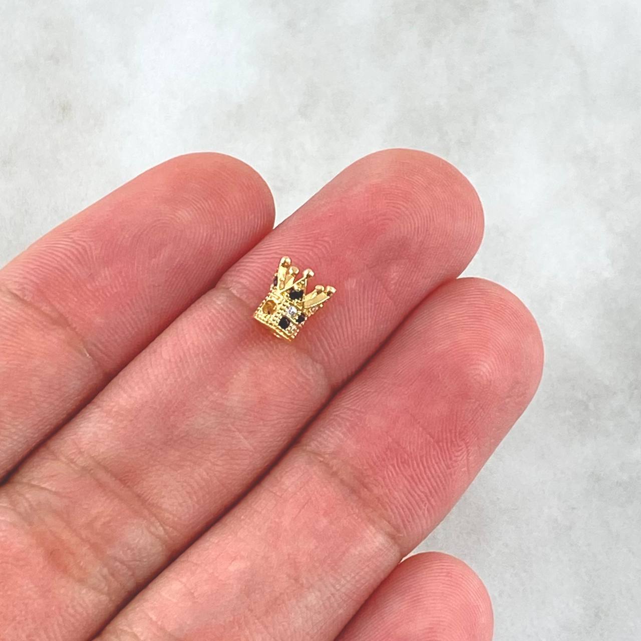 Herraje Corona Basteada 0.5gr / 0.5cm / Circones Blacos-Negros Oro Amarillo 18K
