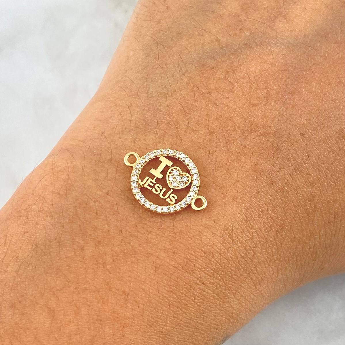 Herraje " I Love Jesus " 1.3gr / 2cm / Circones Blancos Oro Amarillo 18K