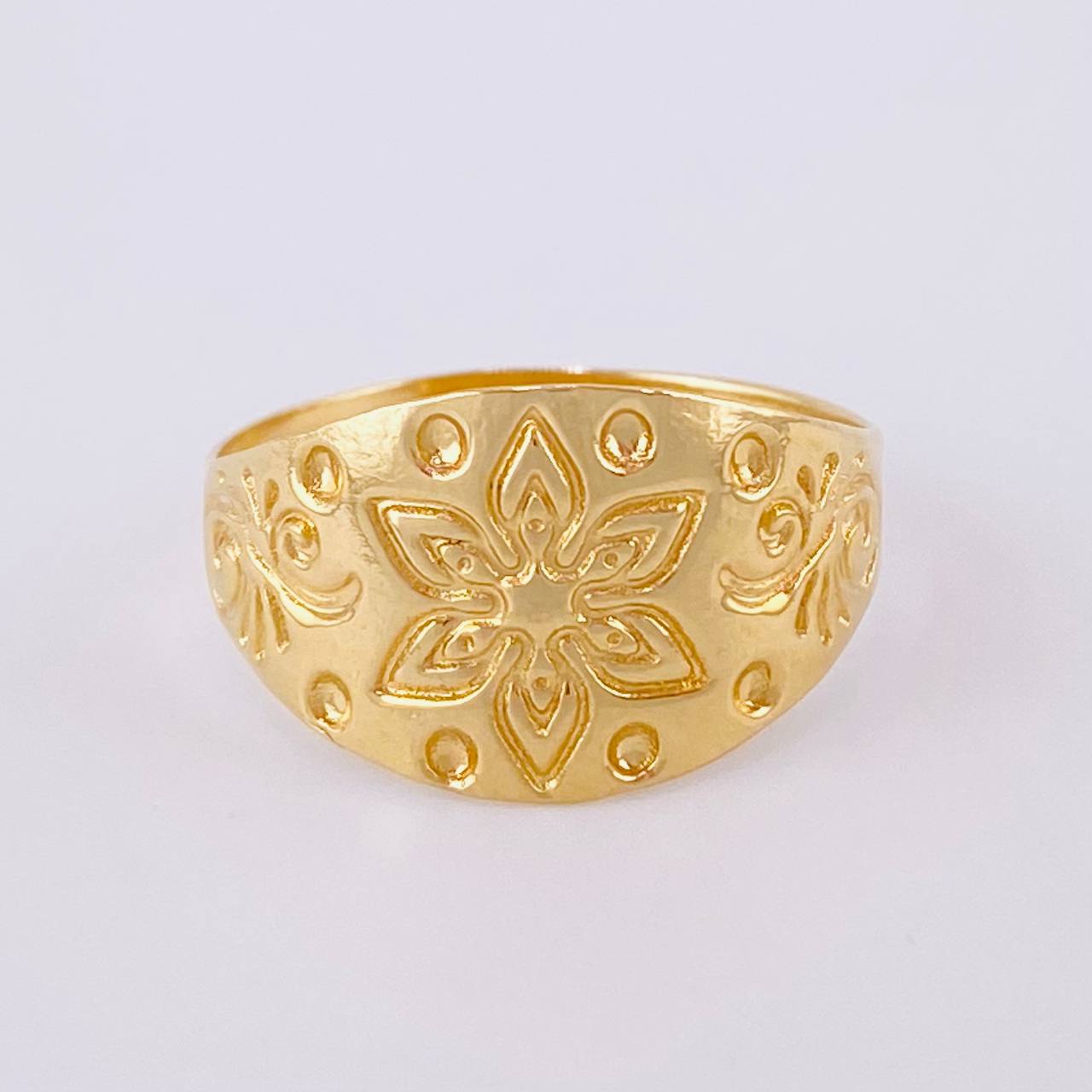 Anillo Flor Mandala 1.4g / T5 3/4 Oro Amarillo 18K