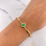 Pulso Barril Liso Trebol 4.15gr / 18cm / 3.4mm Electroestatico Verde Diamantado Oro Amarillo 18K &