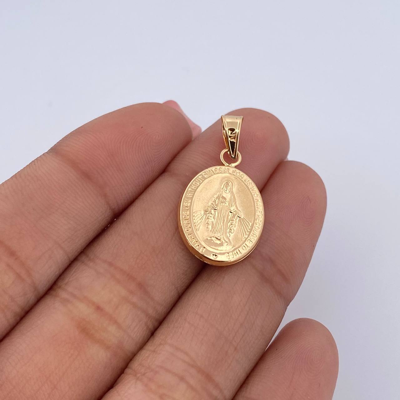 Dije Virgen Milagrosa 1.1gr / 2.5cm / Troquelado Oro Amarillo 18K &