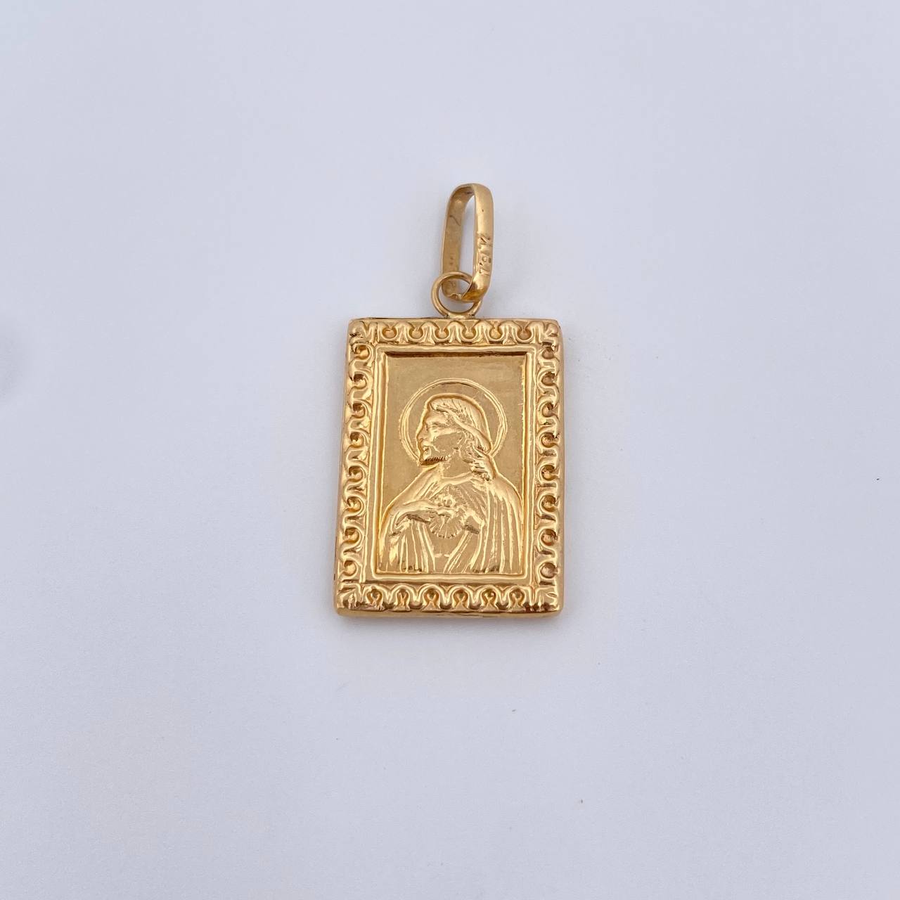 Dije Sagrado Corazon De Jesus 1.6gr / 2.9cm / Troquelado Oro Amarillo 18K &